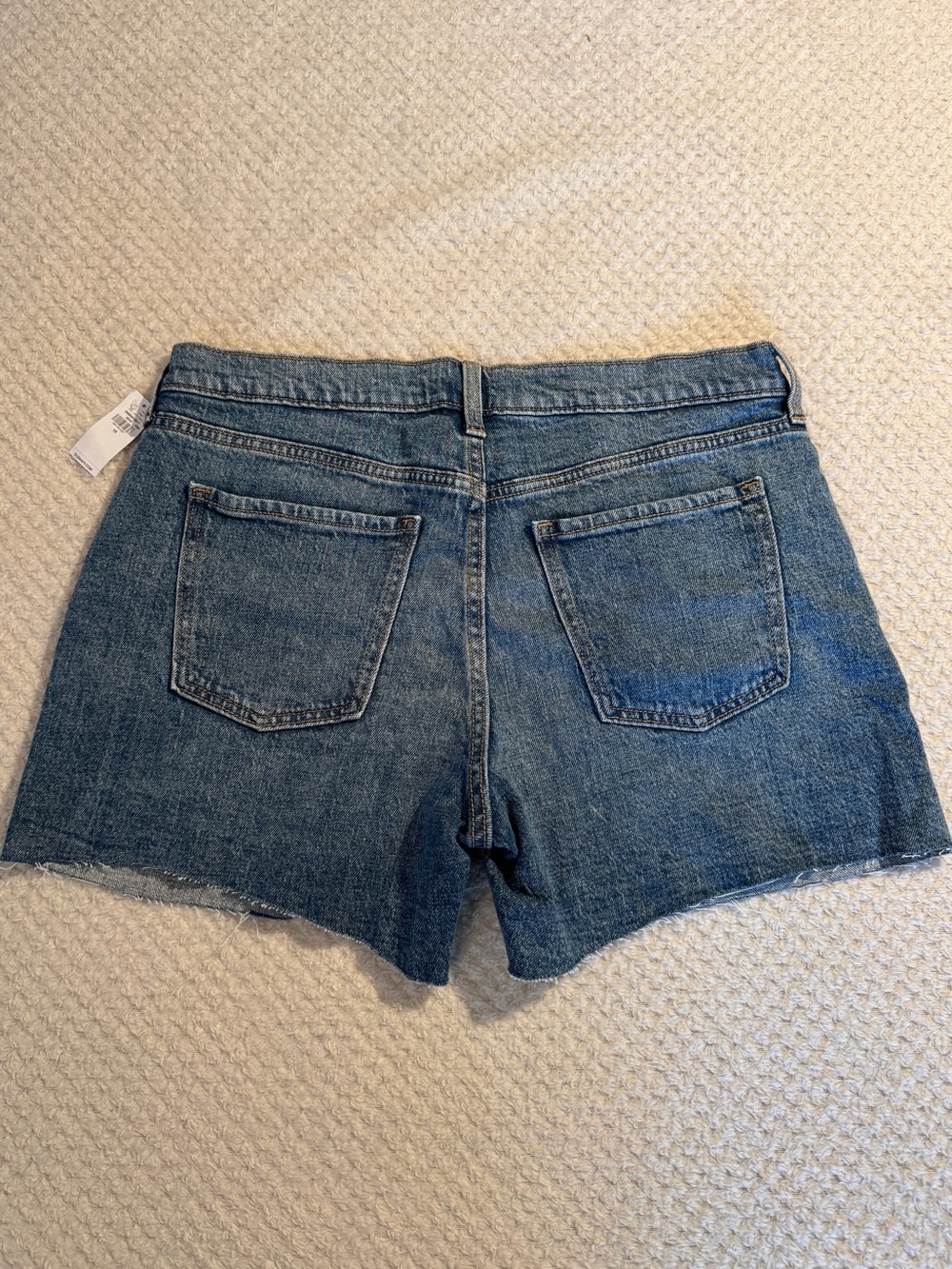 Old Navy | “Mid-Rise Boyfriend Cut-Off Jean Shorts - 5-inch inseam” | Light Wash - Picture 2 of 5